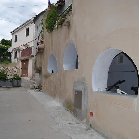 Stari Dvori * Baska (Krk)